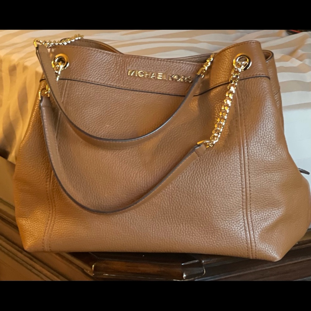 Michael Kors purse